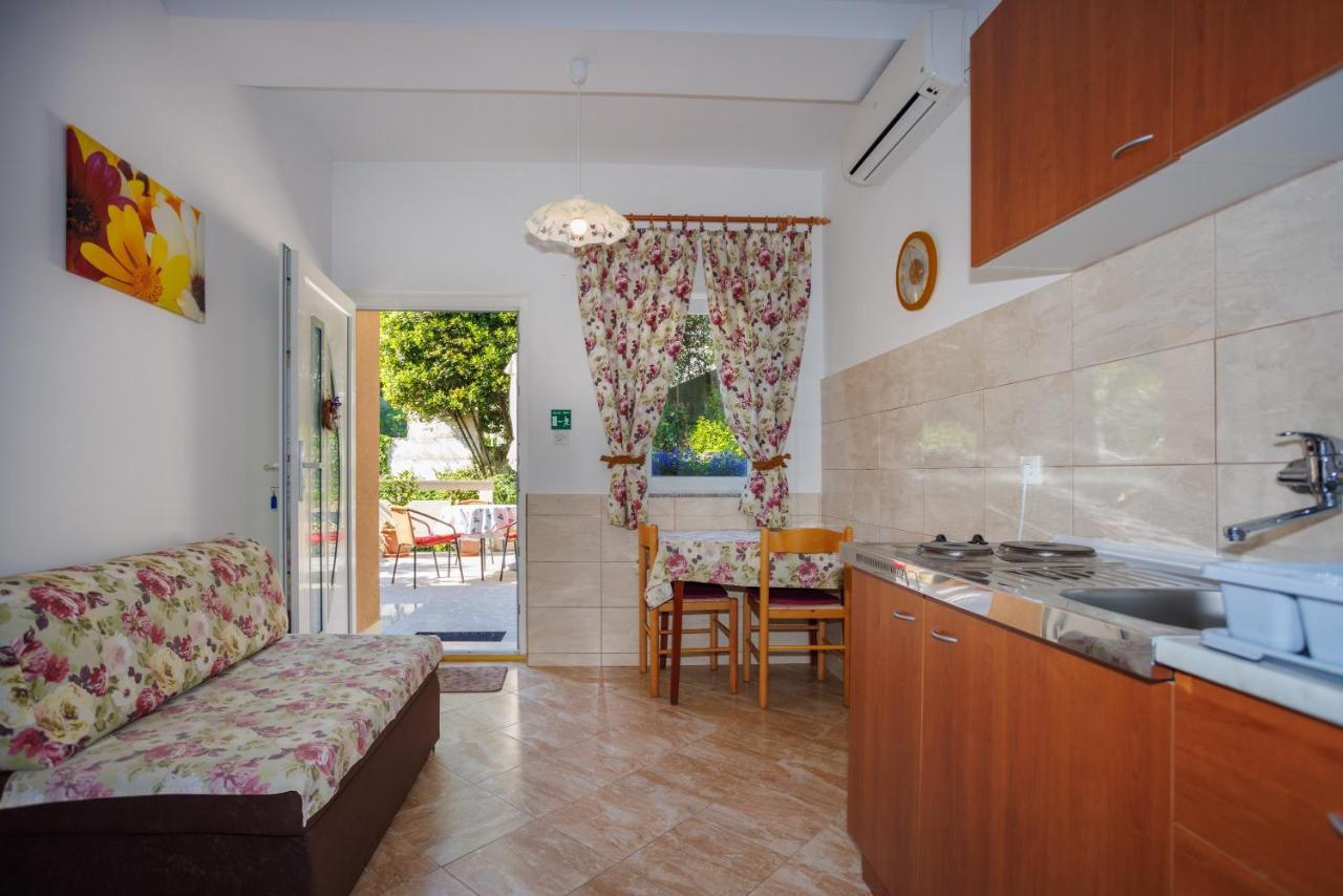 Apartment Studio Close To Sea Krk Town Dış mekan fotoğraf