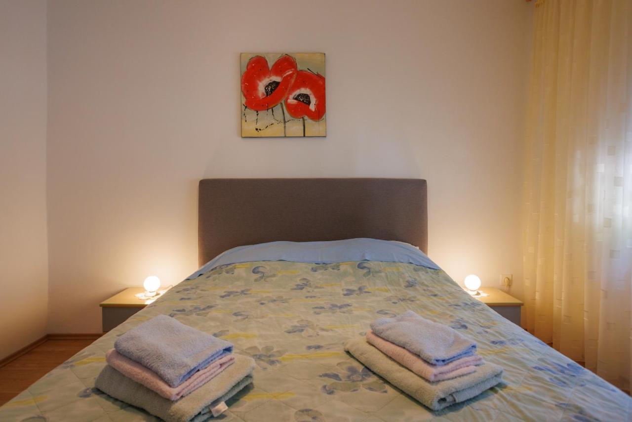 Apartment Studio Close To Sea Krk Town Dış mekan fotoğraf
