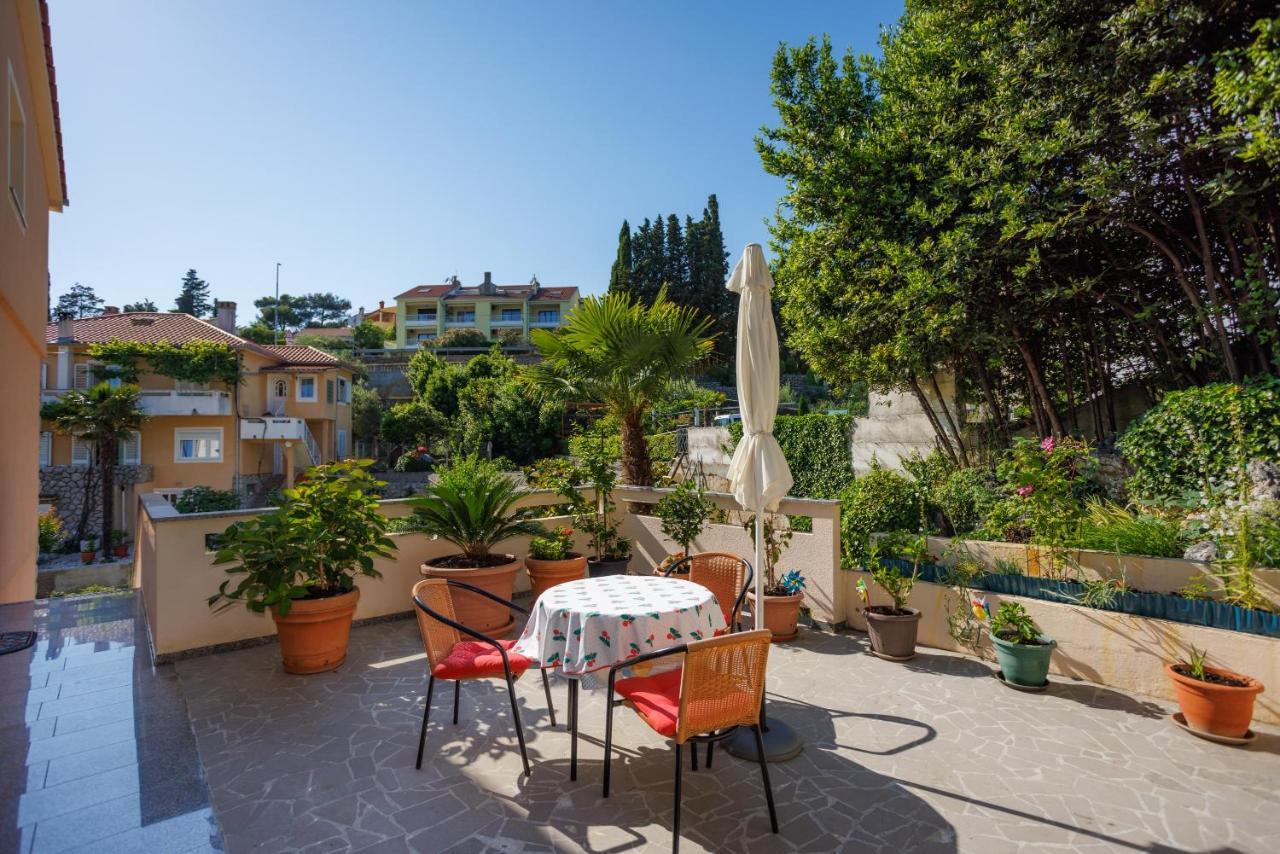 Apartment Studio Close To Sea Krk Town Dış mekan fotoğraf